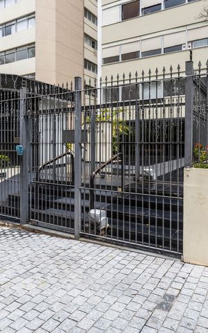 Apartamento à venda com 172m², 3 quartos e 1 vagaFachada