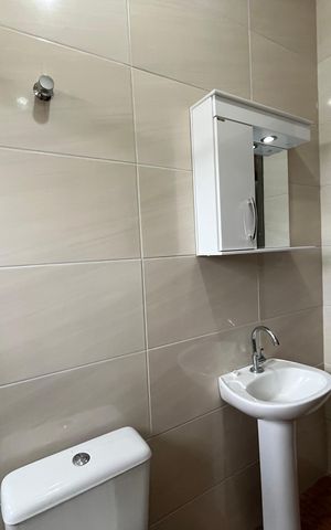 Casa para alugar com 55m², 1 quarto e sem vaga Casa para alugar com 55m², 1 quarto e sem vagaBanheiro