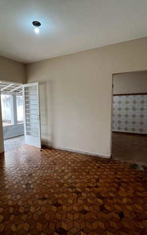 Casa para alugar com 55m², 1 quarto e sem vaga Casa para alugar com 55m², 1 quarto e sem vagaSala