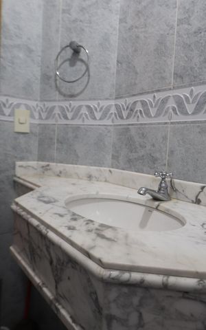Casa à venda com 300m², 3 quartos e 5 vagasLavabo