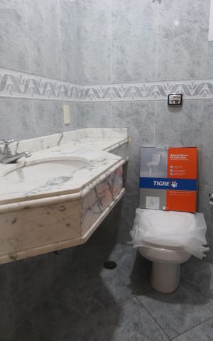 Casa à venda com 300m², 3 quartos e 5 vagasLavabo
