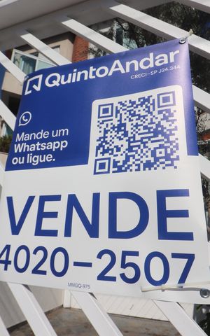 Casa à venda com 300m², 3 quartos e 5 vagasPlaca