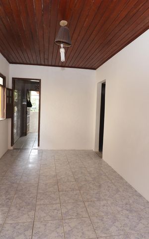 Casa para alugar com 150m², 2 quartos e 1 vagaSala 