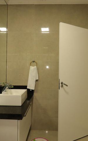 Casa à venda com 243m², 3 quartos e 4 vagasBanheiro