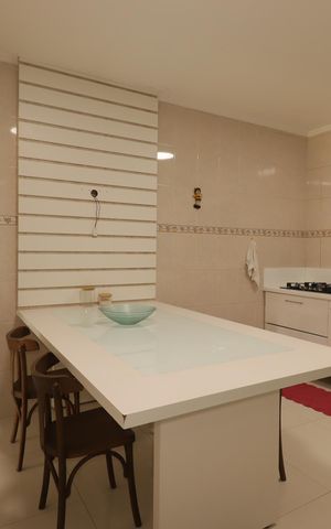 Casa à venda com 243m², 3 quartos e 4 vagasCozinha