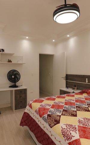 Casa à venda com 243m², 3 quartos e 4 vagasSuíte