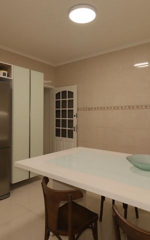 Casa à venda com 243m², 3 quartos e 4 vagasCozinha