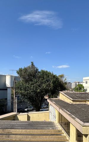 Casa à venda com 180m², 3 quartos e 2 vagas Casa à venda com 180m², 3 quartos e 2 vagasVista - Quarto 2