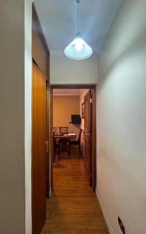 Casa à venda com 180m², 3 quartos e 2 vagas Casa à venda com 180m², 3 quartos e 2 vagasAcesso