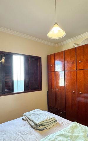 Casa à venda com 180m², 3 quartos e 2 vagas Casa à venda com 180m², 3 quartos e 2 vagasQuarto 1