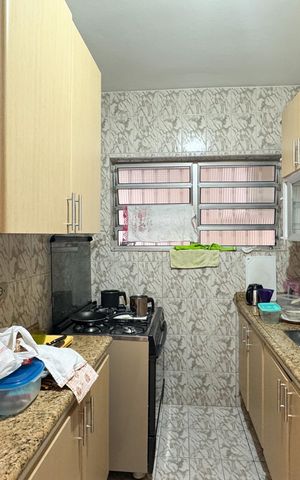 Casa à venda com 180m², 3 quartos e 2 vagas Casa à venda com 180m², 3 quartos e 2 vagasCozinha