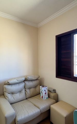 Casa à venda com 180m², 3 quartos e 2 vagas Casa à venda com 180m², 3 quartos e 2 vagasQuarto 2
