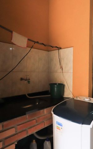 Casa à venda com 270m², 4 quartos e 3 vagas Casa à venda com 270m², 4 quartos e 3 vagasQuintal