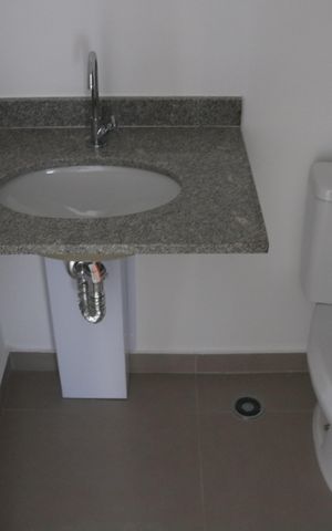 Apartamento à venda com 70m², 2 quartos e 1 vagaBanheiro 2