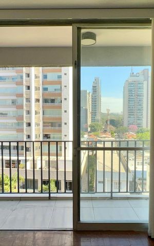 Apartamento à venda com 103m², 3 quartos e 1 vaga Apartamento à venda com 103m², 3 quartos e 1 vagaVaranda