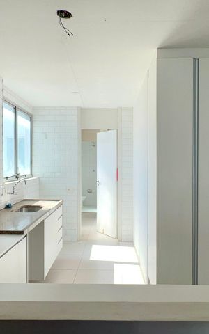 Apartamento à venda com 103m², 3 quartos e 1 vaga Apartamento à venda com 103m², 3 quartos e 1 vagaCozinha
