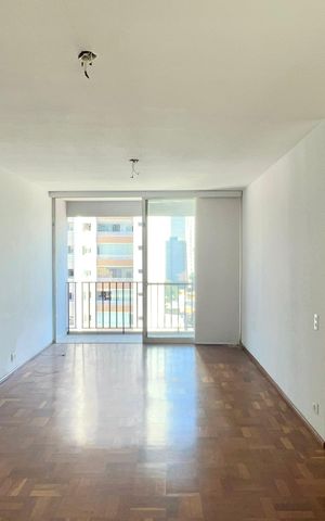 Apartamento à venda com 103m², 3 quartos e 1 vaga Apartamento à venda com 103m², 3 quartos e 1 vagaSala