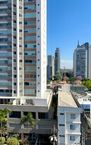 Apartamento à venda com 103m², 3 quartos e 1 vaga Apartamento à venda com 103m², 3 quartos e 1 vagaVaranda