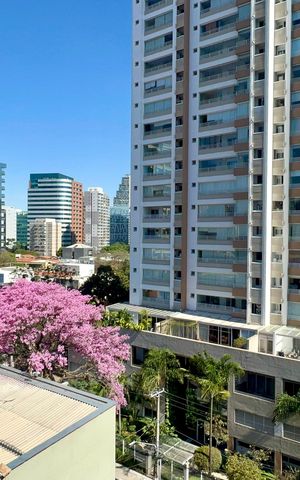 Apartamento à venda com 103m², 3 quartos e 1 vaga Apartamento à venda com 103m², 3 quartos e 1 vagaVaranda