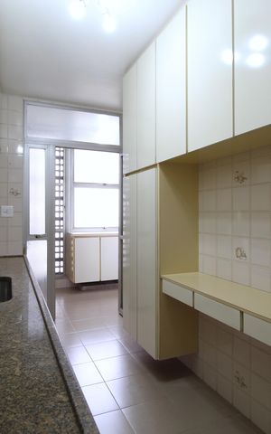 Apartamento para alugar com 93m², 2 quartos e 1 vagaCozinha