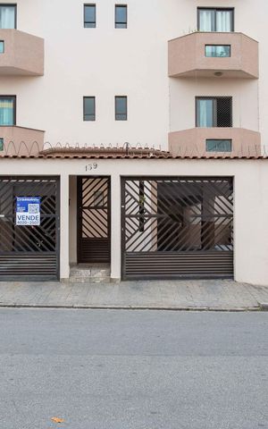 Apartamento à venda com 65m², 2 quartos e 1 vagaFachada e portaria