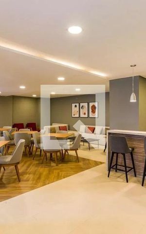 Apartamento à venda com 37m², 2 quartos e sem vaga Apartamento à venda com 37m², 2 quartos e sem vagaÁrea comum - Salão de festas