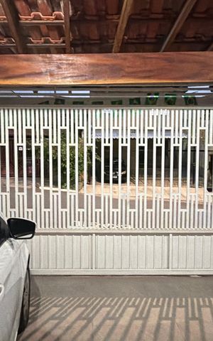 Casa à venda com 180m², 3 quartos e 2 vagas
