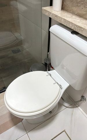 Casa à venda com 180m², 3 quartos e 2 vagas