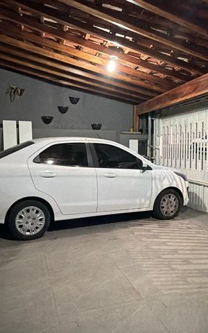 Casa à venda com 180m², 3 quartos e 2 vagas