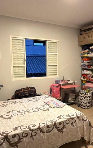 Casa à venda com 180m², 3 quartos e 2 vagas