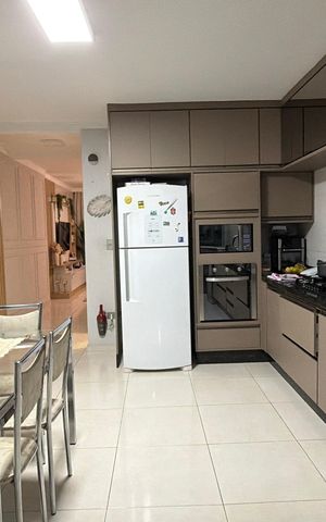 Casa à venda com 180m², 3 quartos e 2 vagas