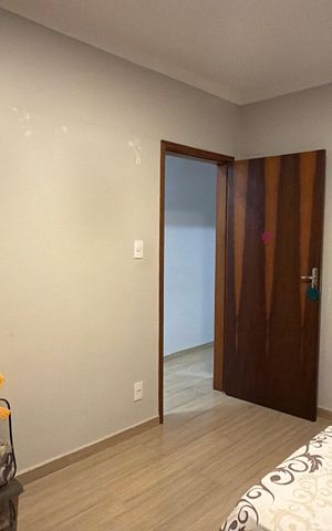 Casa à venda com 180m², 3 quartos e 2 vagas