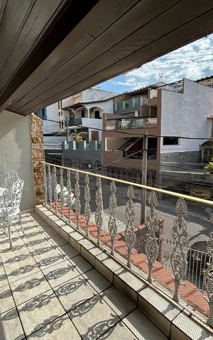 Casa à venda com 289m², 4 quartos e 2 vagasVaranda do Quarto 3 - Suíte