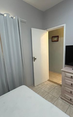 Casa à venda com 289m², 4 quartos e 2 vagasQuarto 1