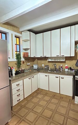 Casa à venda com 289m², 4 quartos e 2 vagasCozinha