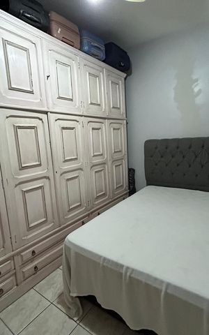 Casa à venda com 289m², 4 quartos e 2 vagasQuarto 1