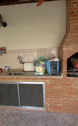 Casa à venda com 289m², 4 quartos e 2 vagasChurrasqueira