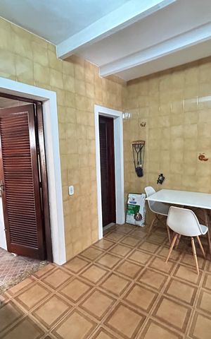 Casa à venda com 289m², 4 quartos e 2 vagasCozinha