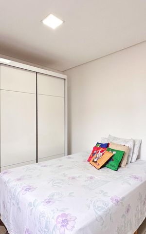Casa à venda com 287m², 4 quartos e 3 vagas Casa à venda com 287m², 4 quartos e 3 vagasQuarto 2 - Casa 2