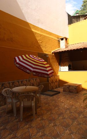 Casa de condomínio à venda com 130m², 3 quartos e 1 vagaQuintal