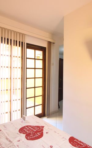 Casa de condomínio à venda com 130m², 3 quartos e 1 vagaSuíte 2