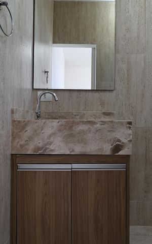 Apartamento à venda com 100m², 2 quartos e 2 vagas Apartamento à venda com 100m², 2 quartos e 2 vagasBanheiro da Suíte
