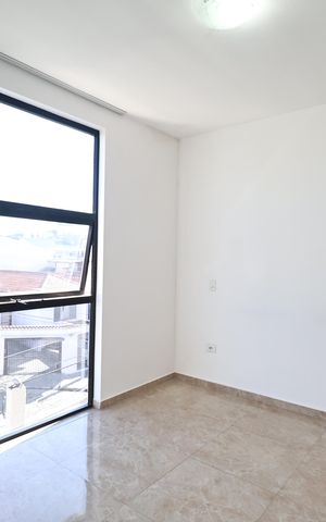 Apartamento à venda com 100m², 2 quartos e 2 vagas Apartamento à venda com 100m², 2 quartos e 2 vagasSuite