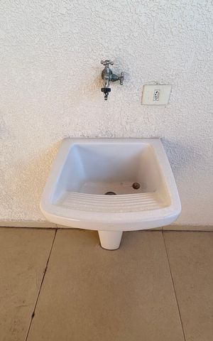 Apartamento à venda com 100m², 2 quartos e 2 vagas Apartamento à venda com 100m², 2 quartos e 2 vagasLavanderia