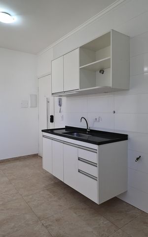 Apartamento à venda com 100m², 2 quartos e 2 vagas Apartamento à venda com 100m², 2 quartos e 2 vagasCozinha