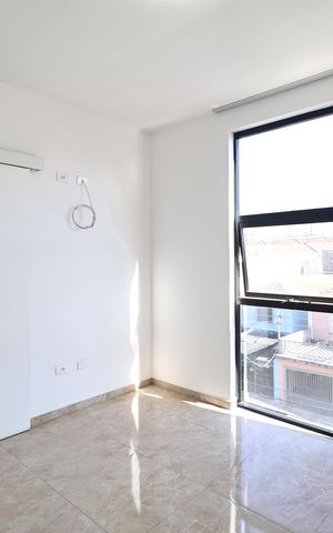Apartamento à venda com 100m², 2 quartos e 2 vagas Apartamento à venda com 100m², 2 quartos e 2 vagasSuite