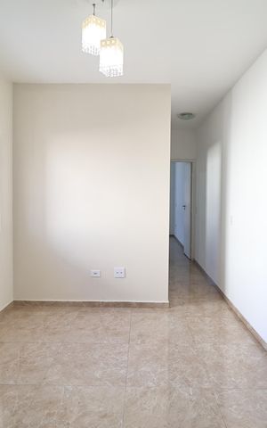 Apartamento à venda com 100m², 2 quartos e 2 vagas Apartamento à venda com 100m², 2 quartos e 2 vagasSala