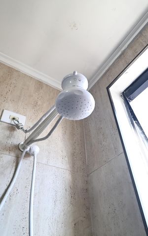 Apartamento à venda com 100m², 2 quartos e 2 vagas Apartamento à venda com 100m², 2 quartos e 2 vagasBanheiro da Suíte