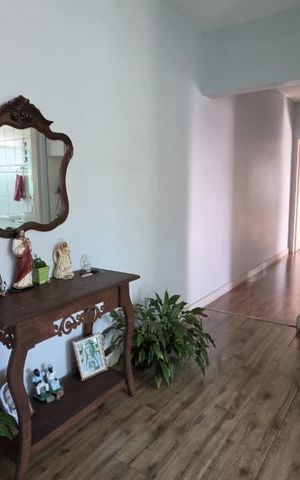 Casa para alugar com 175m², 3 quartos e 4 vagas Casa para alugar com 175m², 3 quartos e 4 vagasSala