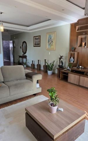 Casa para alugar com 175m², 3 quartos e 4 vagas Casa para alugar com 175m², 3 quartos e 4 vagasSala